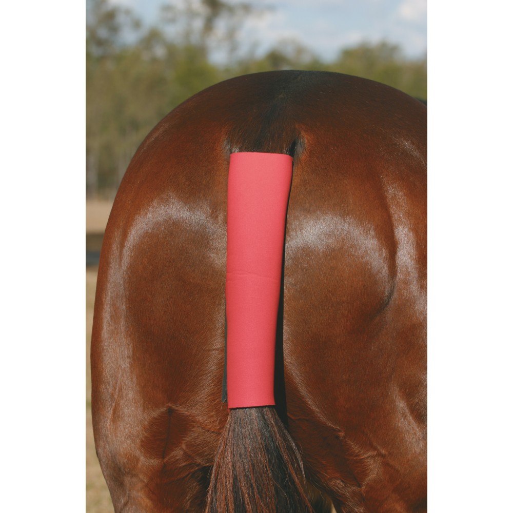 custom tail bolsas for horses